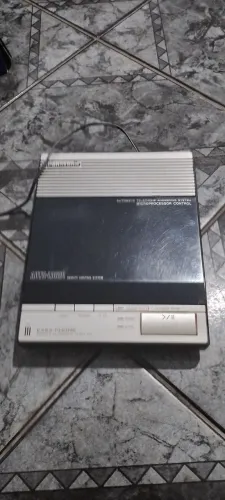 Secretaria   eletrônica  antiga  precisa  ser testado 