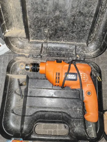 Furadeira Black & Decker