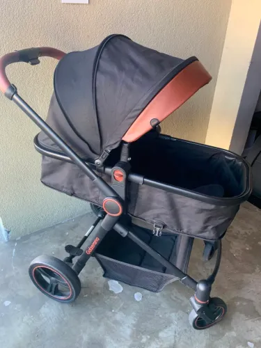 Carrinho de bebê Ivy Black Galzerano