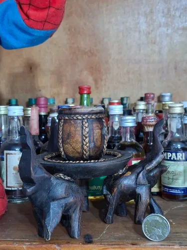 Porta-Velas Decorativo Elefantes Em Madeira Esculpida À Mão