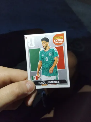 Figurinha prata