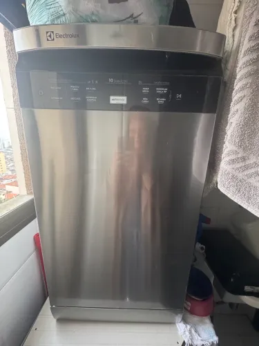Máquina de lavar louças Eletrolux 10 serviços 