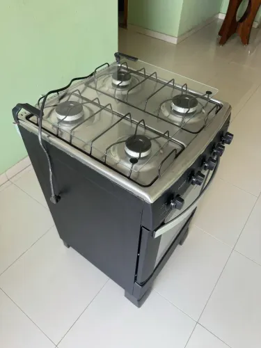 Fogão Itatiaia 4 bocas 1 ano de uso
