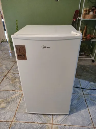 Frigobar Midea 93 Litros Branco (modelo MRC10B1)