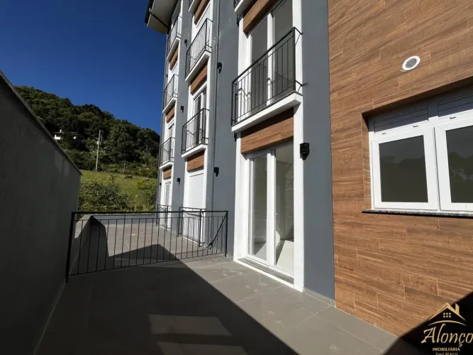 Apartamento na planta com dois dormitórios sendo uma suíte. Bairro Pousada da Neve, Nova P