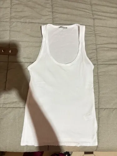 Regata canelada ZARA