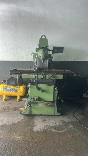 Fresadora universal JARBI