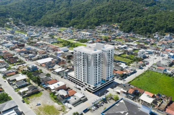 "Aluguel Reduzido: Apê Novo em Itapema, SC"