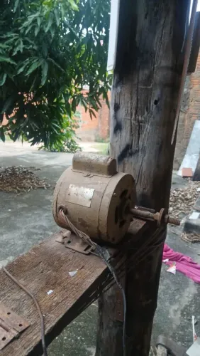Vendo esse motor de bancada
