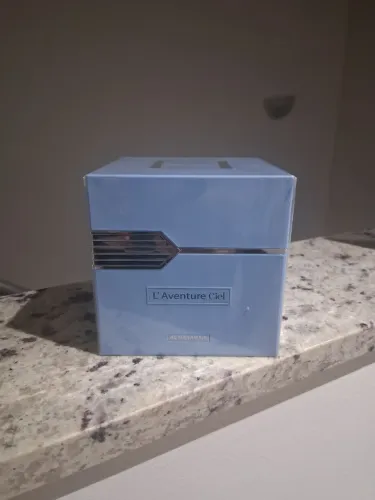 PERFUME LACRADO ! SEM USO ! NOVIDADE NO BRASIL