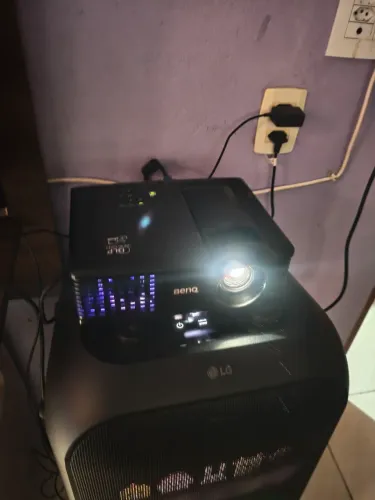 Projetor benq mp515