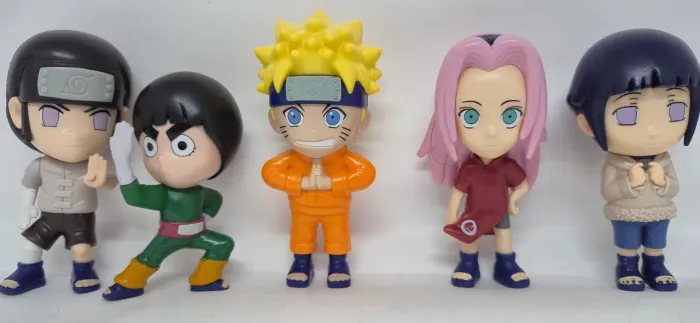 Coleção Burger King do Naruto com 5 personagens