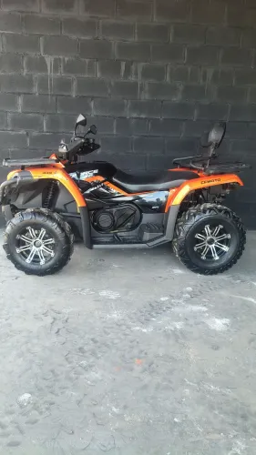 Quadriciclo CFmoto 520L