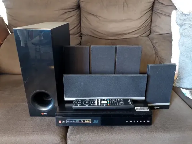 Home Theater Blu Ray LG Modelo BH6730S - 1000W RMS