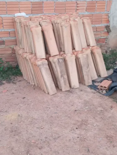 Vendo 350 telhas mota