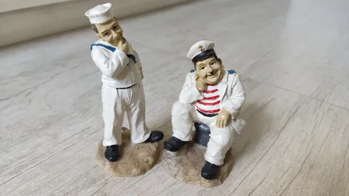 O Gordo e o Magro, par de bonecos, esculturas detalhadas em resina, importado