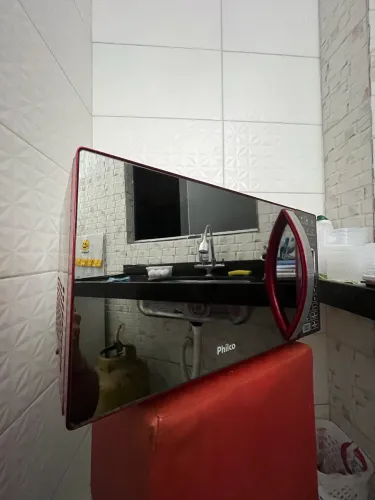 Microondas Espelhado Philco 25L Vermelho 