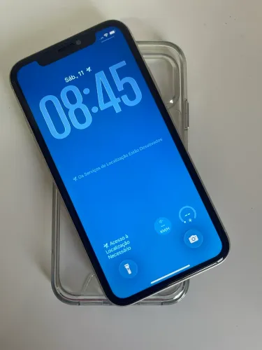 iPhone 11 64GB branco