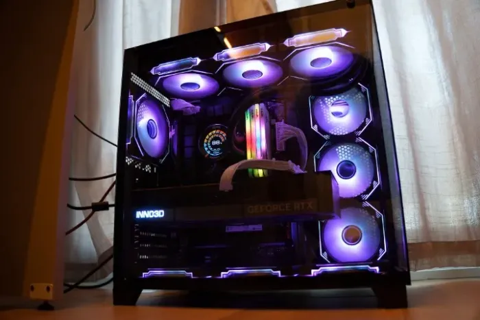 PC Gamer High-End - RTX 5090 + Ryzen 9 9950X3D - Última oportunidade