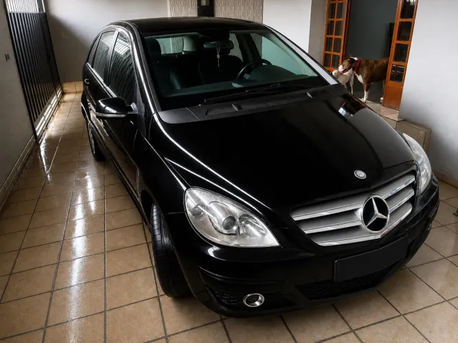 Mercedes-Benz Classe B 180 1.7 116cv Aut. 2011