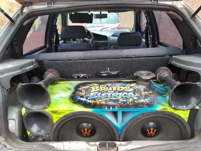 Som automotivo completo Taramps e Stetsom, aceito troca por PC Gamer.
