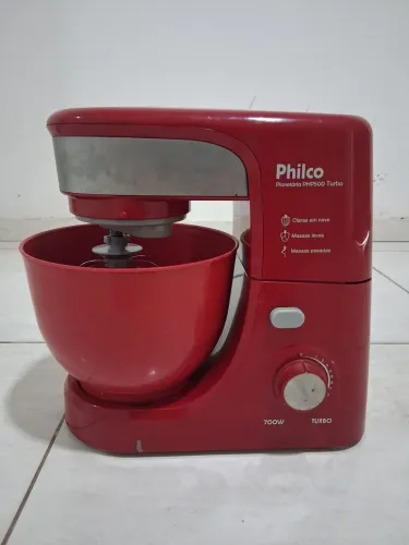 Batedeira profissional Philco.