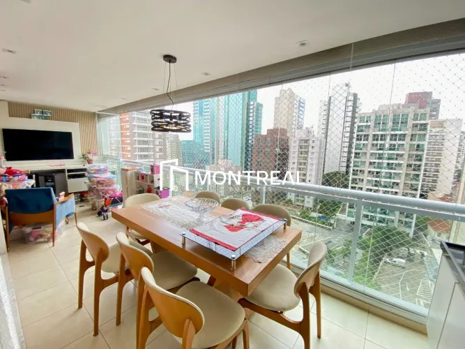 APARTAMENTO À VENDA NO PARAÍSO, 3 DORMITÓRIOS. 2 VAGAS DE GARAGEM.