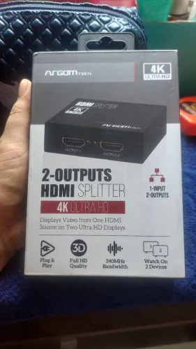<br>4K ULTRA HD<br>HDMI SPLITTER<br>4K ULTRA HD
