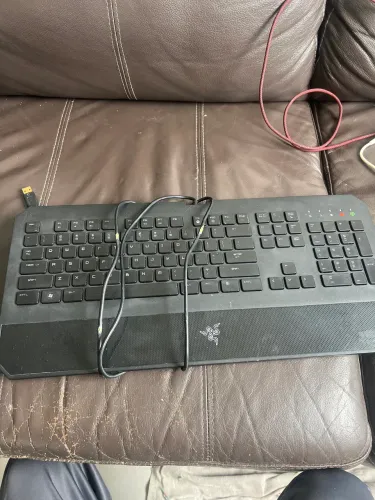 Teclado gamer razer deathstalker