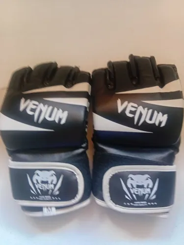 LUVA MMA Venum