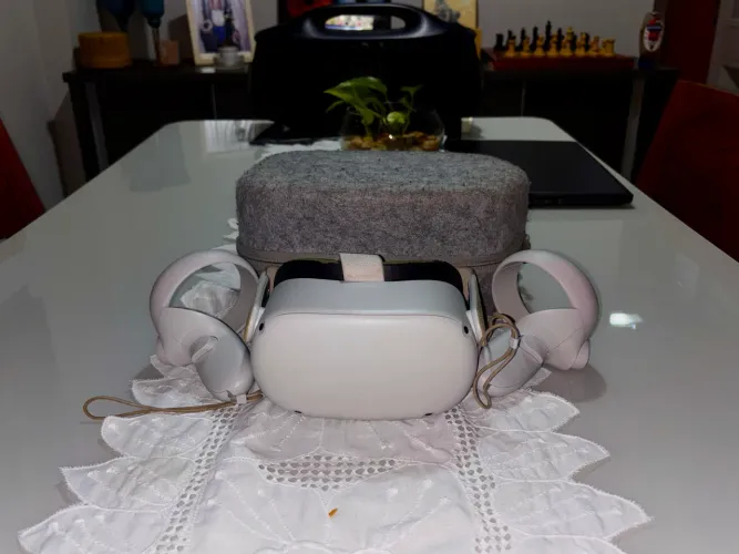 Oculus Quest 2 + Case de transporte + cabo para link