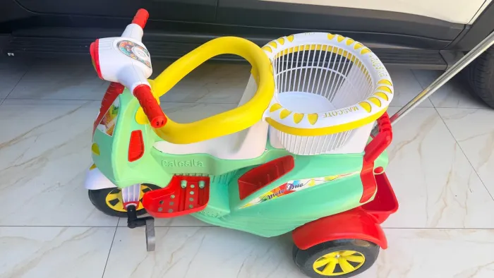 Carrinho de gêmeos (ou bebê + pet) calesita