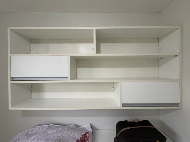 Armário suspenso 
