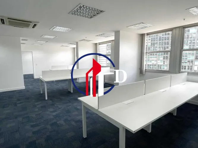 Conjunto de Salas : / Comercial / Centro