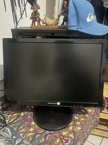 Monitor 16 polegadas