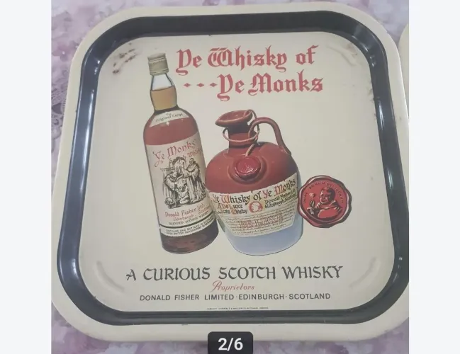 Combo : Diferentes chaves de metal , bandeija Whisky, caixa de pintura madeira.