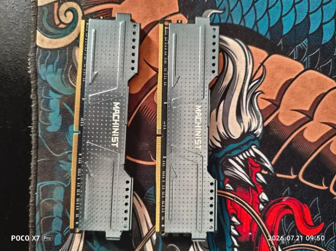 Kit Memória RAM 16GB (2x 8GB) Machinist DDR4 c/ Dissipador