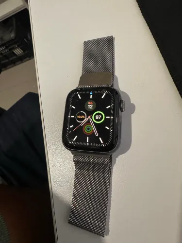 APPLE WATCH 4 44mm 