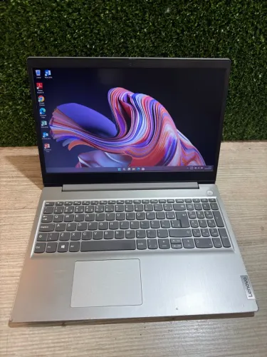 Notebook Gamer Lenovo Core i5 10th 8ram SSD256 Gforce 2GB Windows11