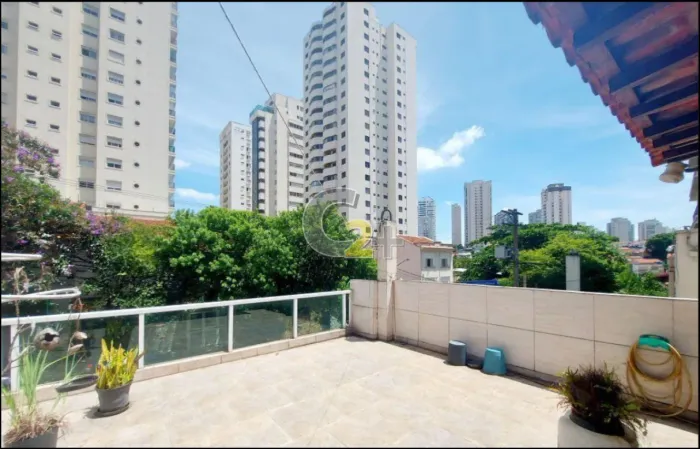 Sobrado à venda na Pompéia com 3 quartos, 1 suíte e 2 vagas
