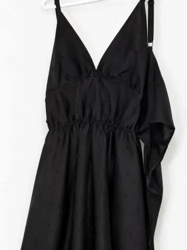 Vestido preto com brilho costas nua|80$