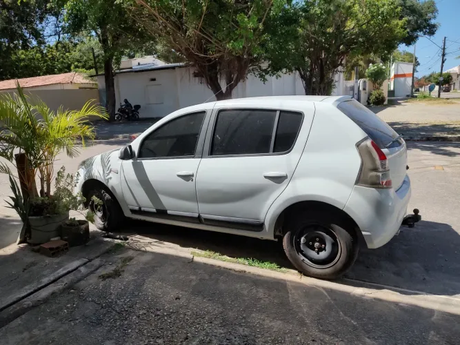 Renault Sandero Privilège Hi-flex 1.6 16V 5P AUT 2014