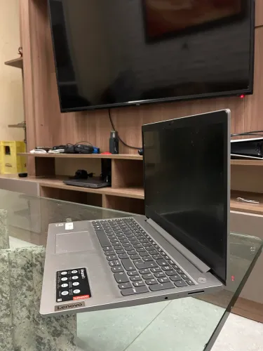 Notebook Lenovo IdeaPad 3i i3 11ª geração | 15,6? | Ótimo estado