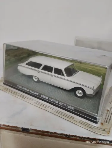 Miniatura colecionavel Ford Ranch Wagon * from Rússia with love