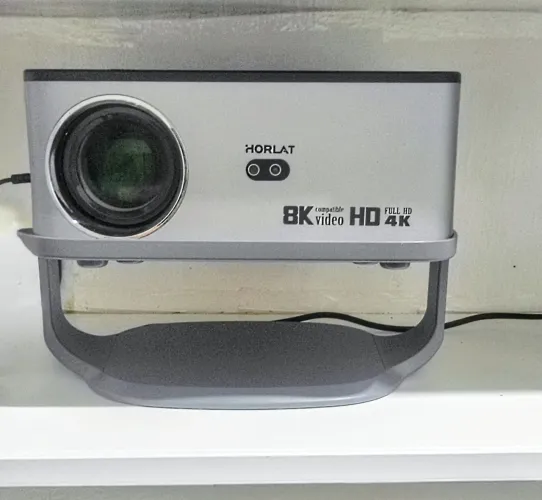 Projetor Full HD Horlat T09 Projeção até 300 Polegadas Foco Automático/ Cinema em casa<br>