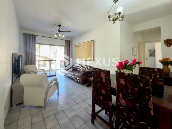 Apartamento com varanda no Jardim Astúrias, Guarujá