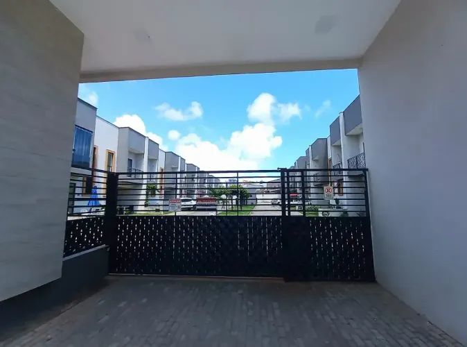 casa duplex em condomínio fechado em Ponta Negra - Natal - RN