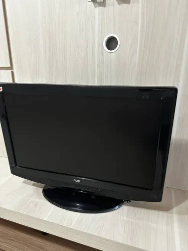 TV 32 Polegadas LED - Funcionando Perfeitamente - Ótimo Estado