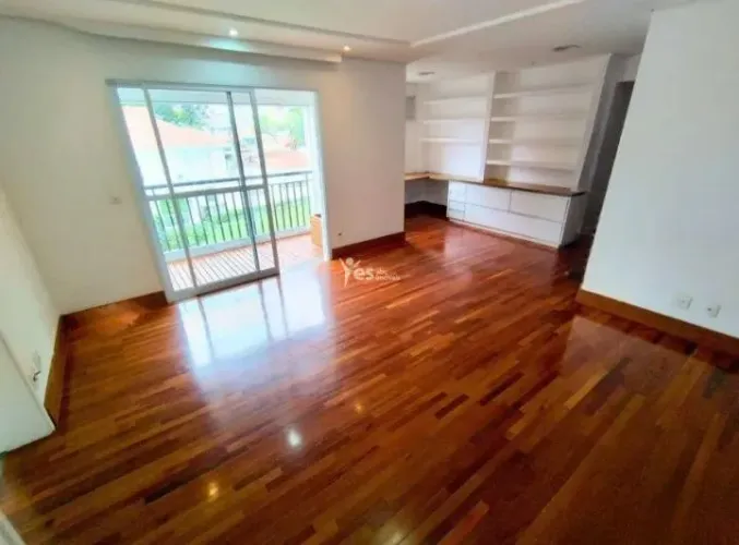 Apartamento semi mobiliado para locação com 89m² de área útil, sendo 2 dormitórios, 1 suít