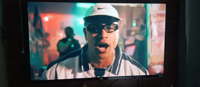 SMART TV AOC ROCKU 40 POL